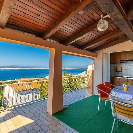 아파트 Frane 드라말리