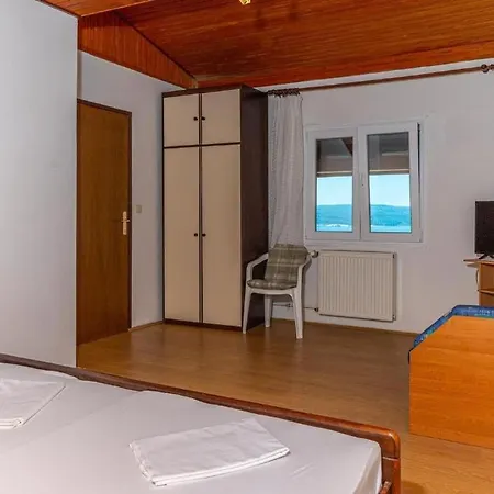 Frane Apartment *